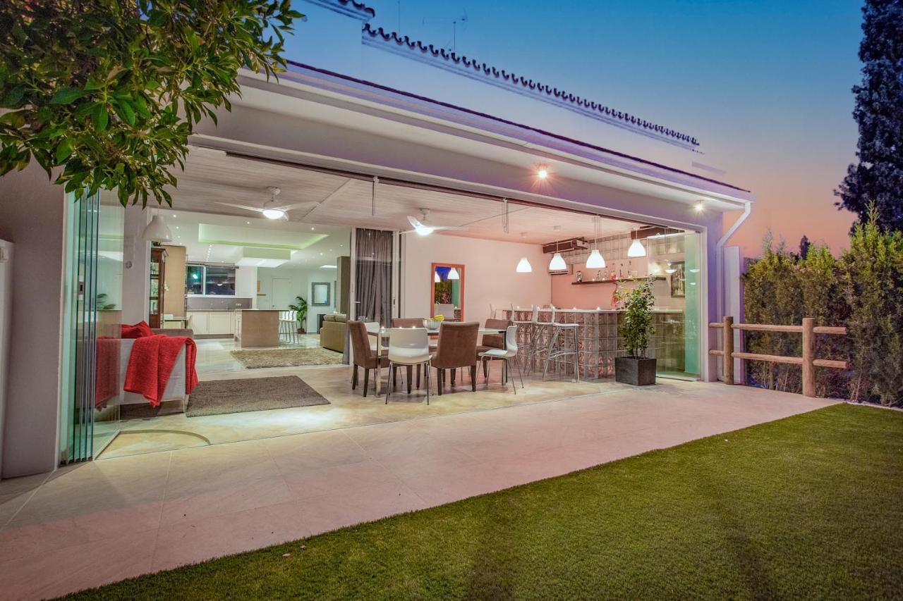 Casa Eucalyptus Family Home Estepona Eksteriør bilde
